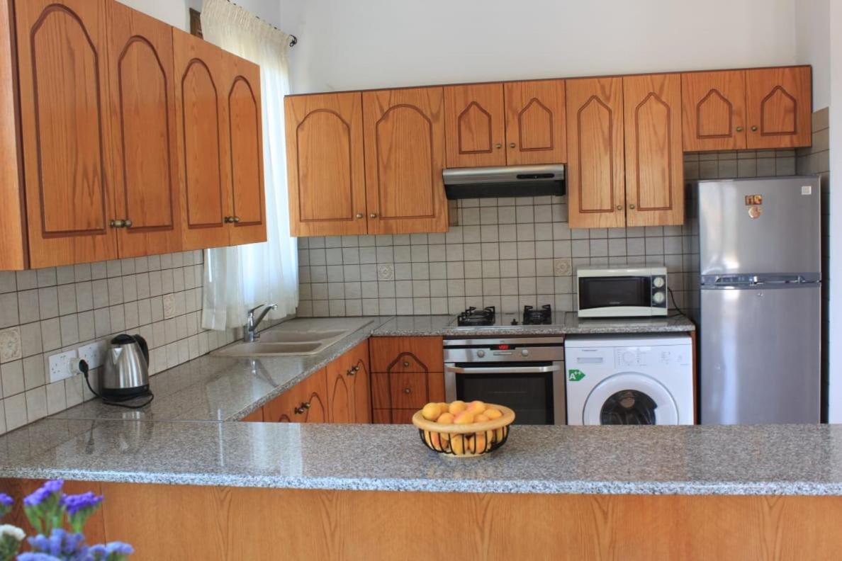 Вилла Yiannos House Evrykhou Экстерьер фото